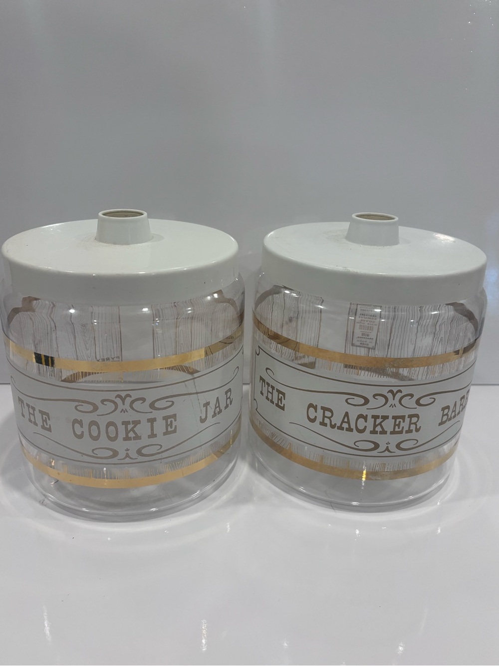 Vintage Pyrex cookie jar & Cracker Barrel canister set- gold wood grain set of 2